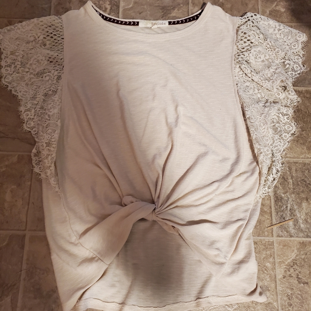 Rewind SS Creme colored top size XL!